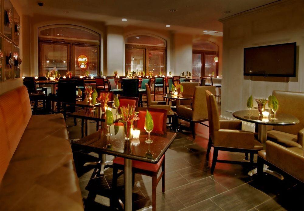 Fairfield Inn & Suites By Marriott Atlanta Downtown Restaurant photo
